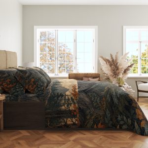 Alternative view of Autumn Guardian Wolf Bedding Set