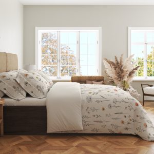 Alternative view of Coral Sketch Meadow Bedding Set