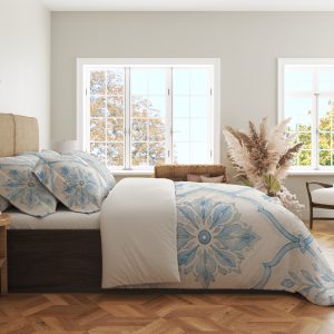 Alternative view of Porcelain Seahorse Quatrefoil Bedding Set