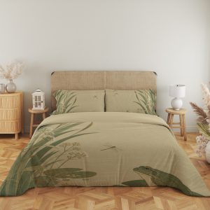 Quiet Iris Frog Bedding Set - Image 5